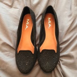 Studded flats